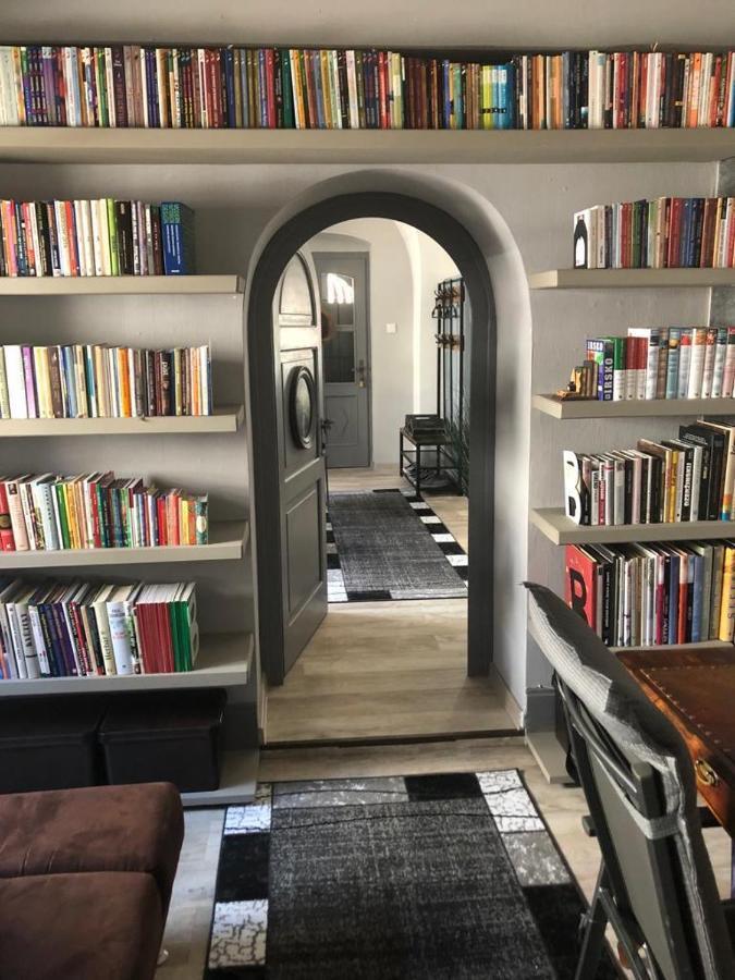 No 244 Apartment *